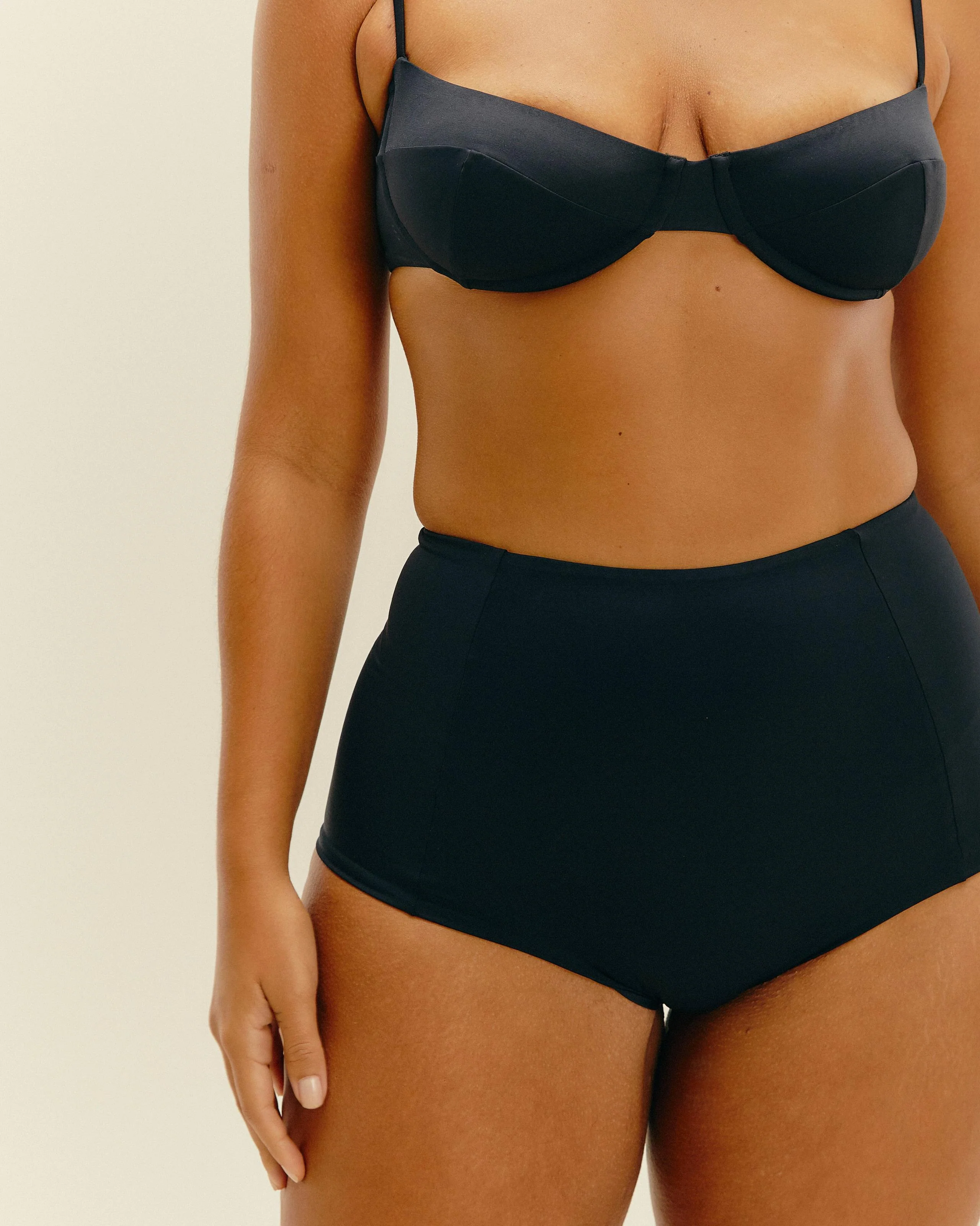 ADJUSTABLE VINTAGE TOP BLACK - Image 4