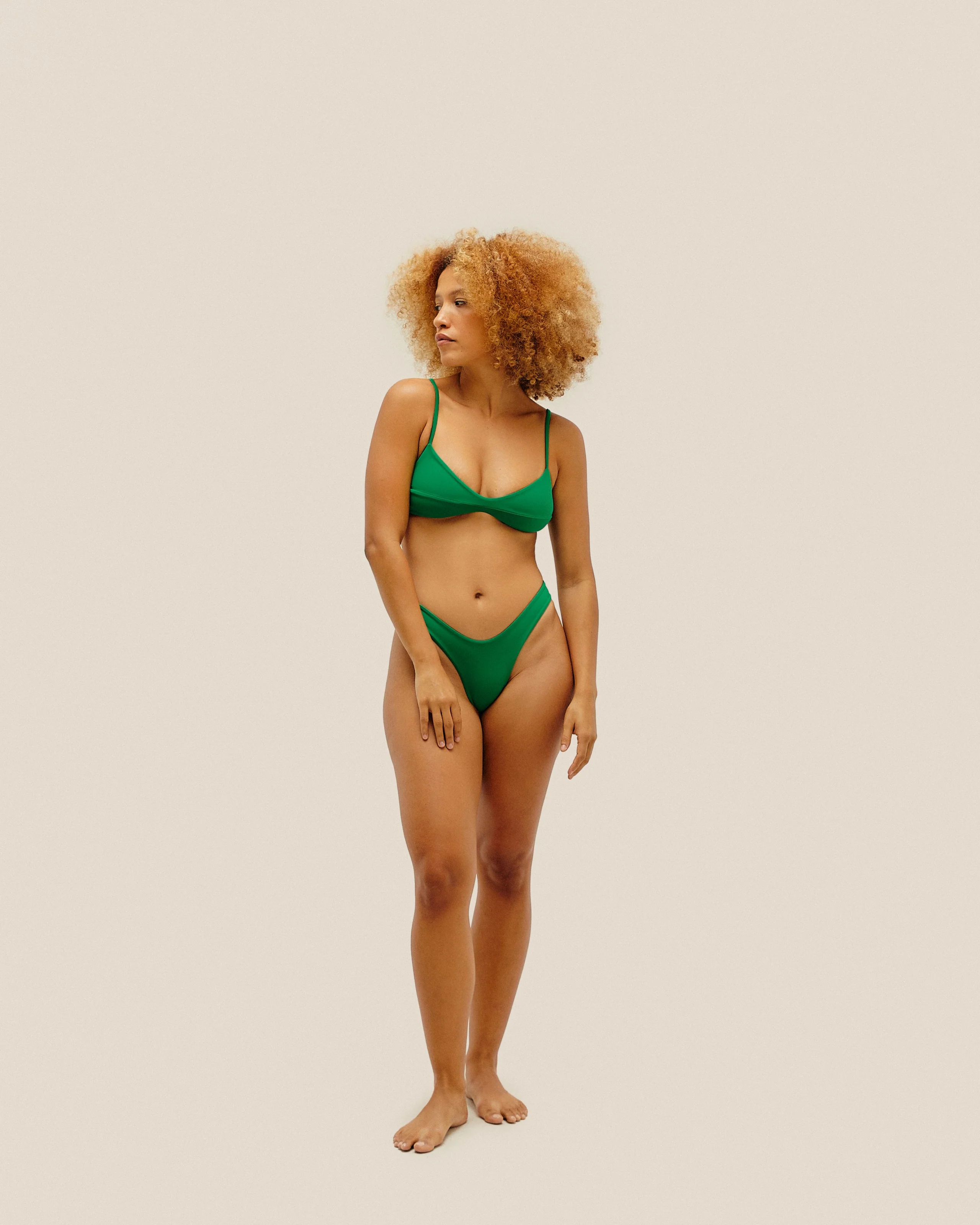 AJUSTABLE MÔNICA TOP VINTAGE GREEN