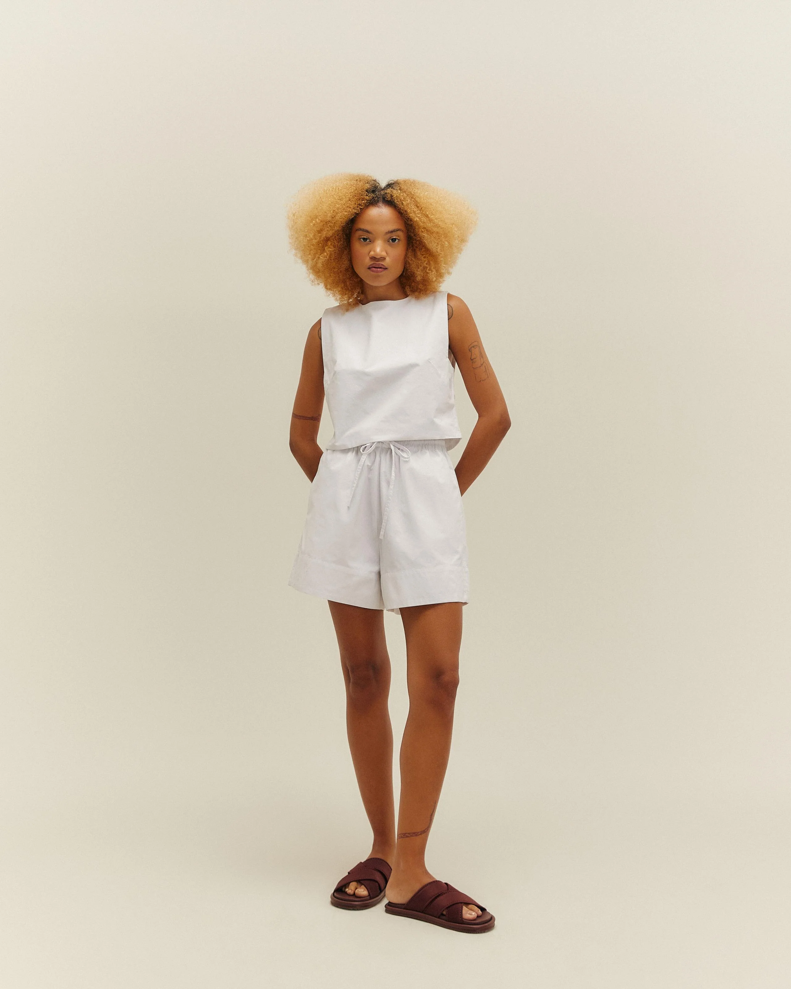 ANA SHORT OFF-WHITE - Image 2