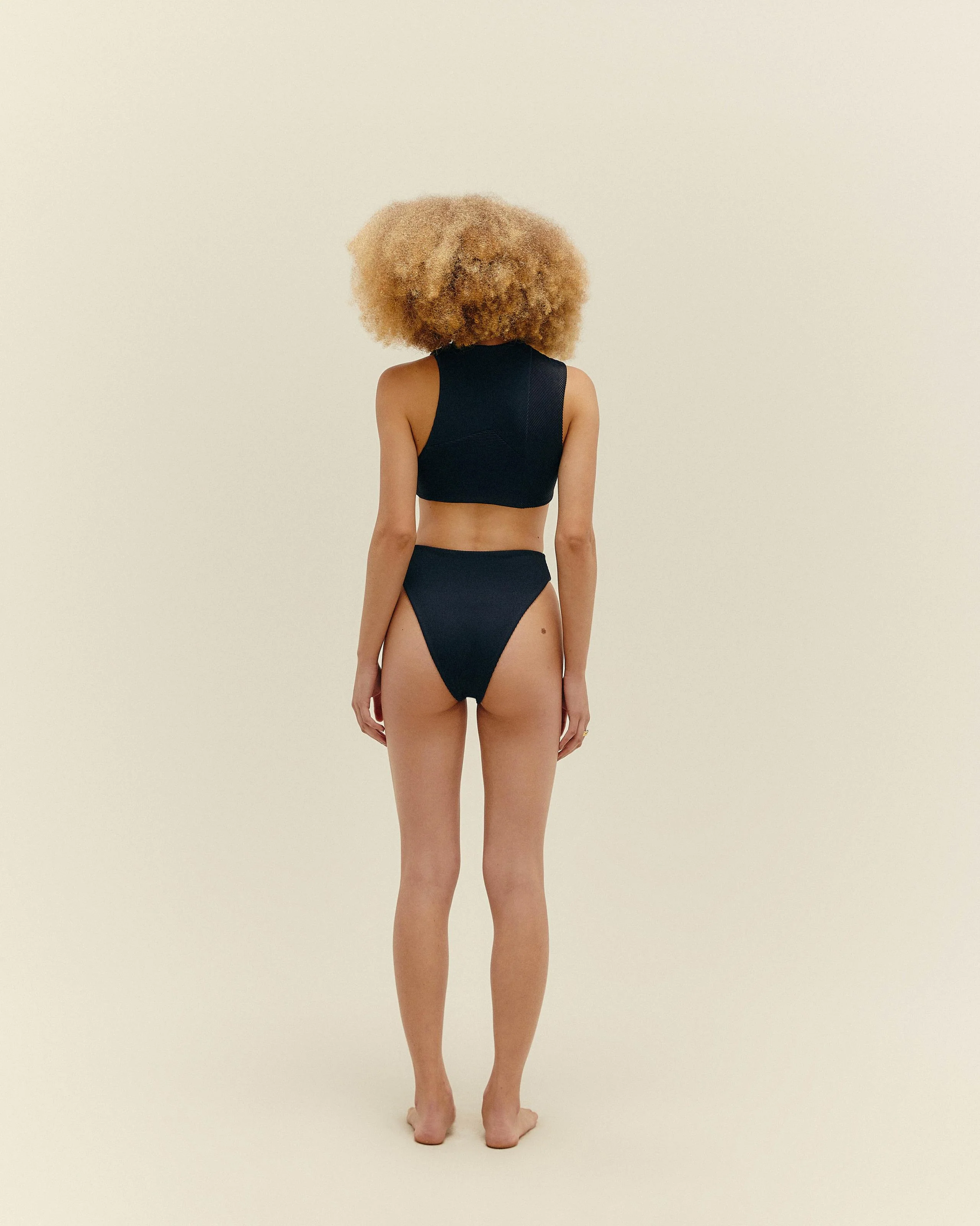 BLACK BLACK - Image 3