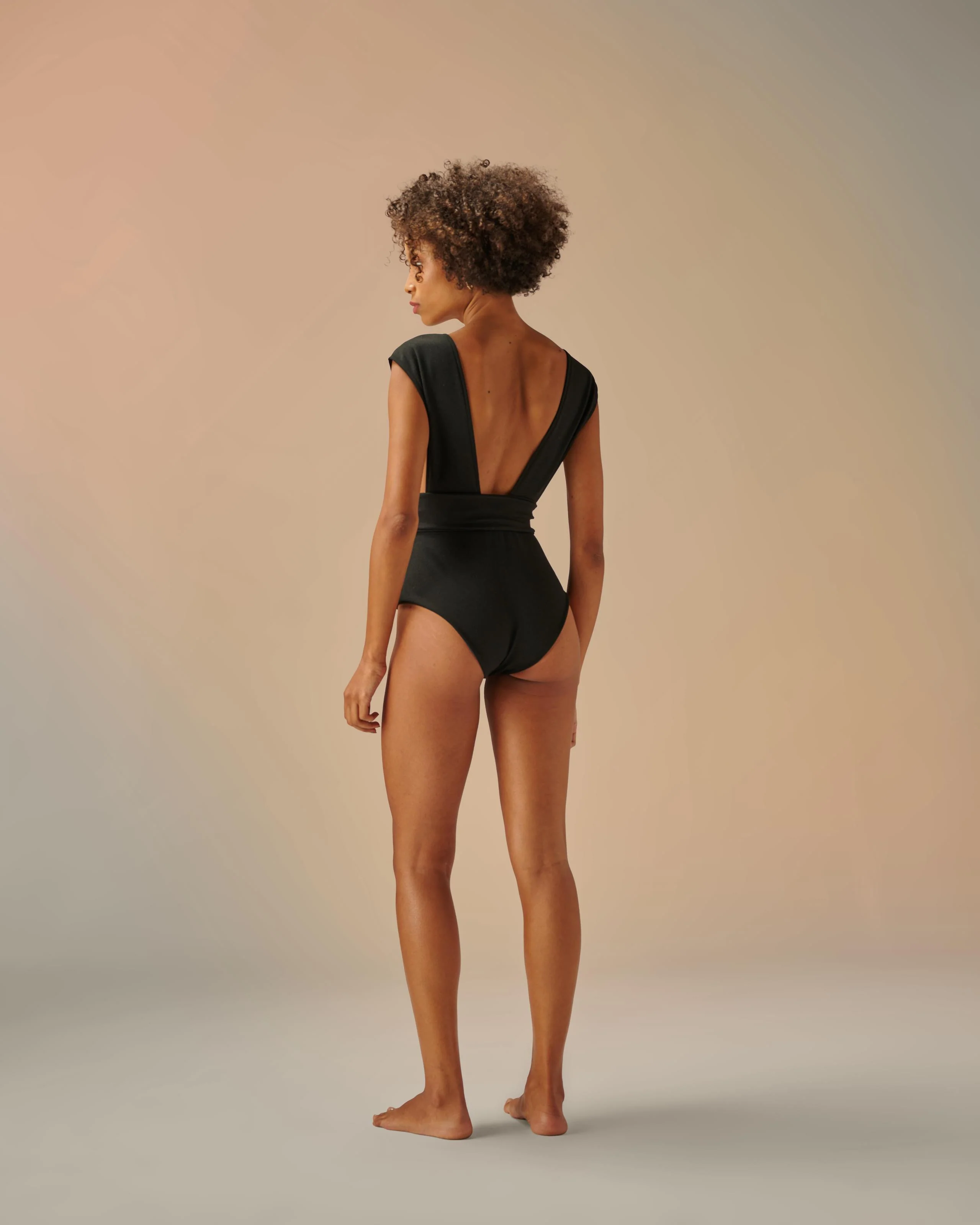 CREPE V SWIMSUIT BLACK - Image 4