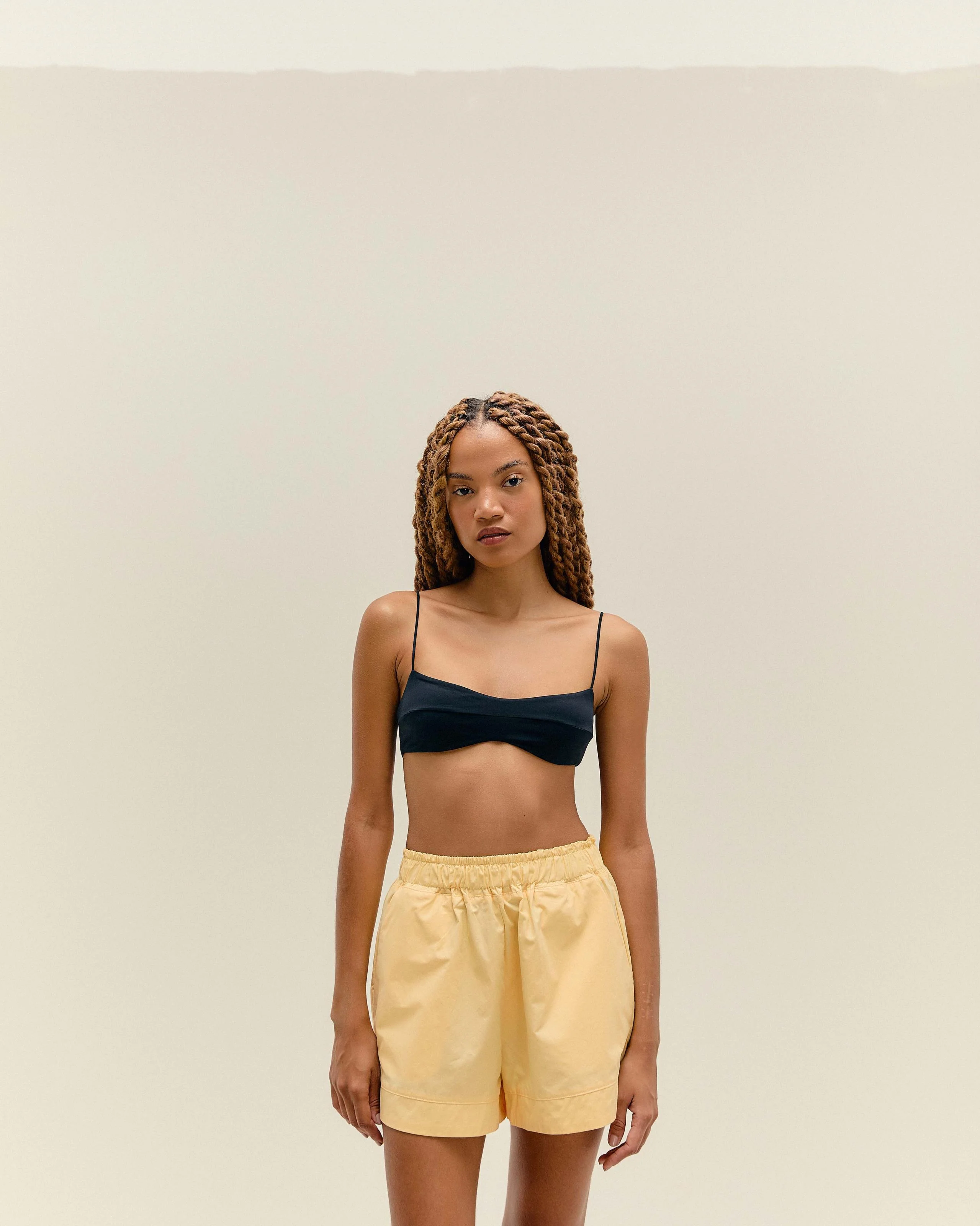 GABRIELA SHORTS BEAM YELLOW - Image 4