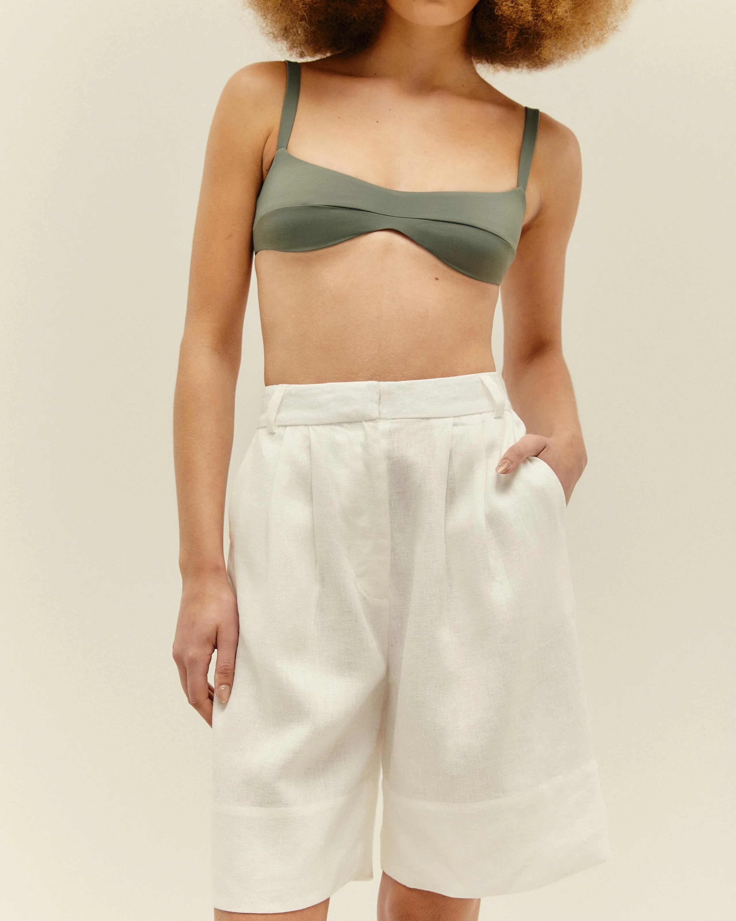 LARA SHORTS OFF-WHITE - Image 4