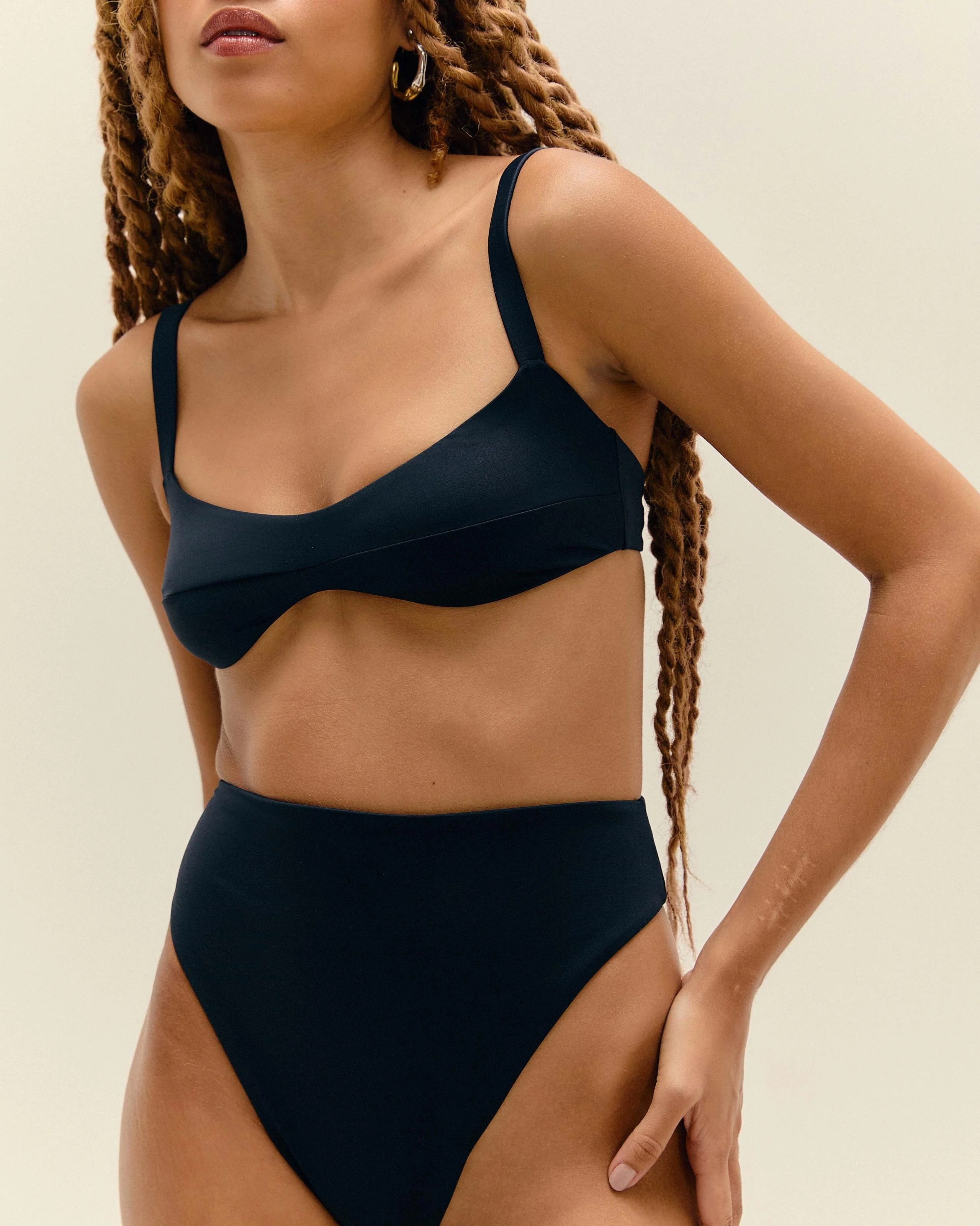 LOLA TOP BLACK - Image 4