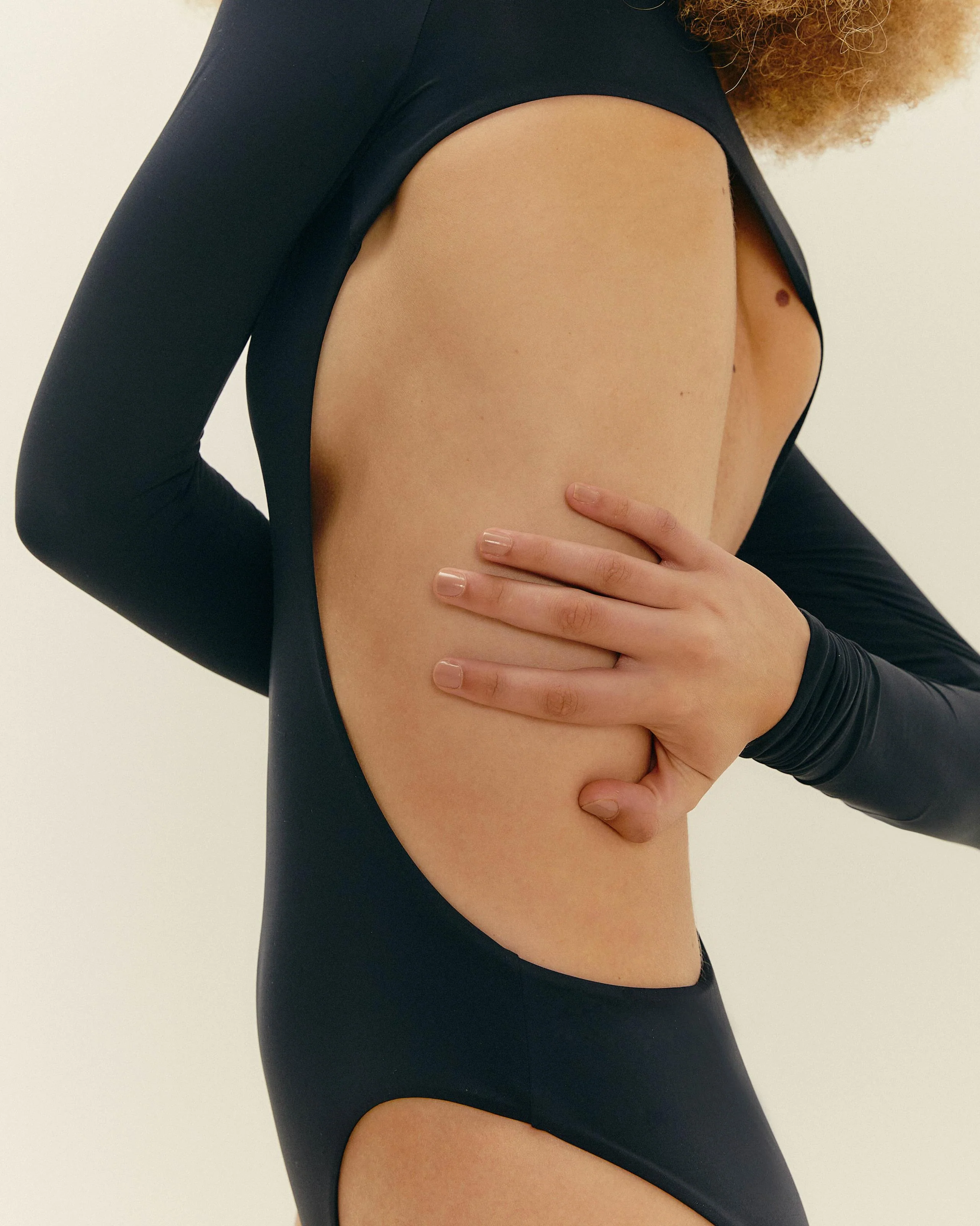 LONG SLEEVE MARIANA SWIMSUIT BLACK - Image 4