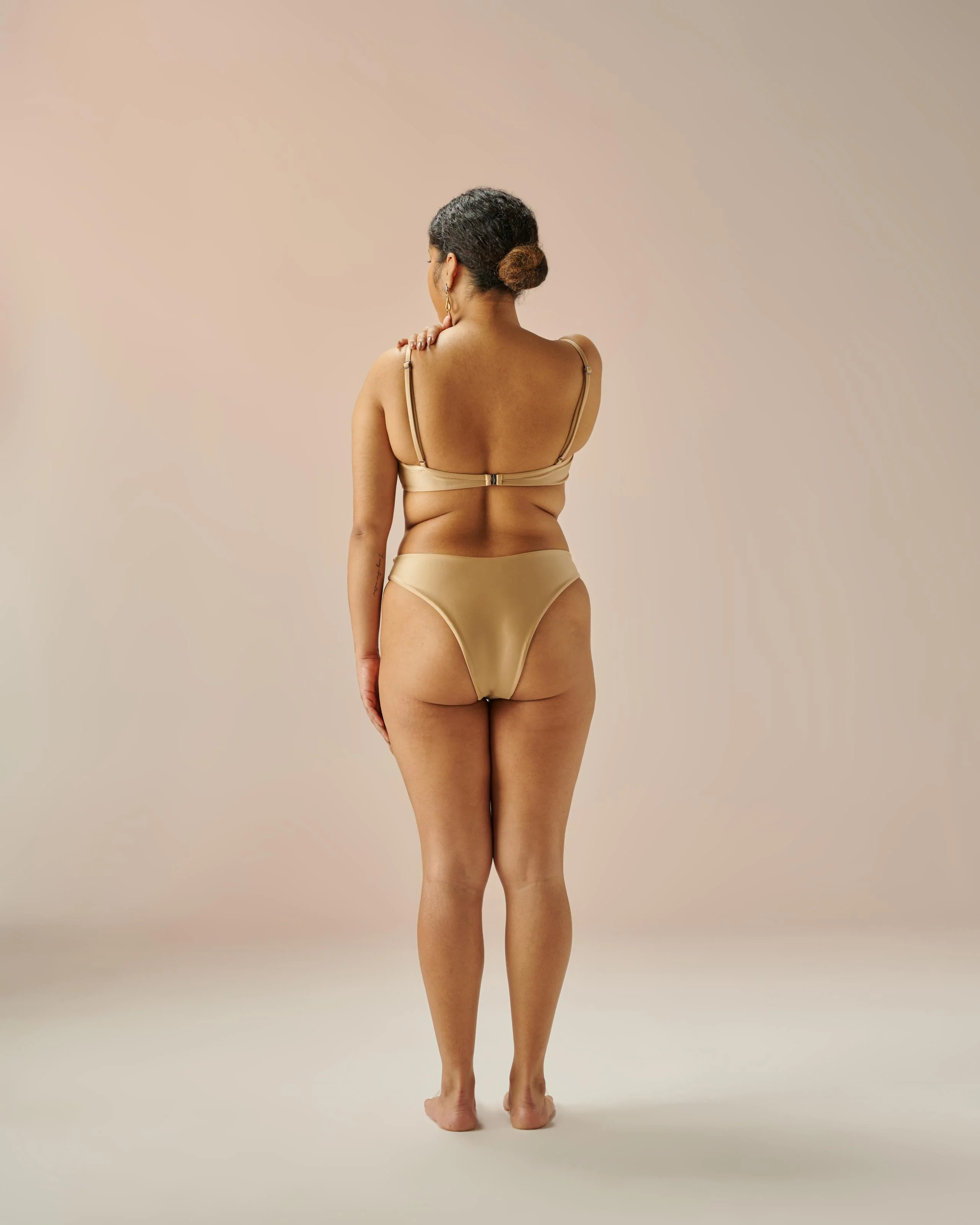 MONICA TOP SATU BEIGE - Image 8