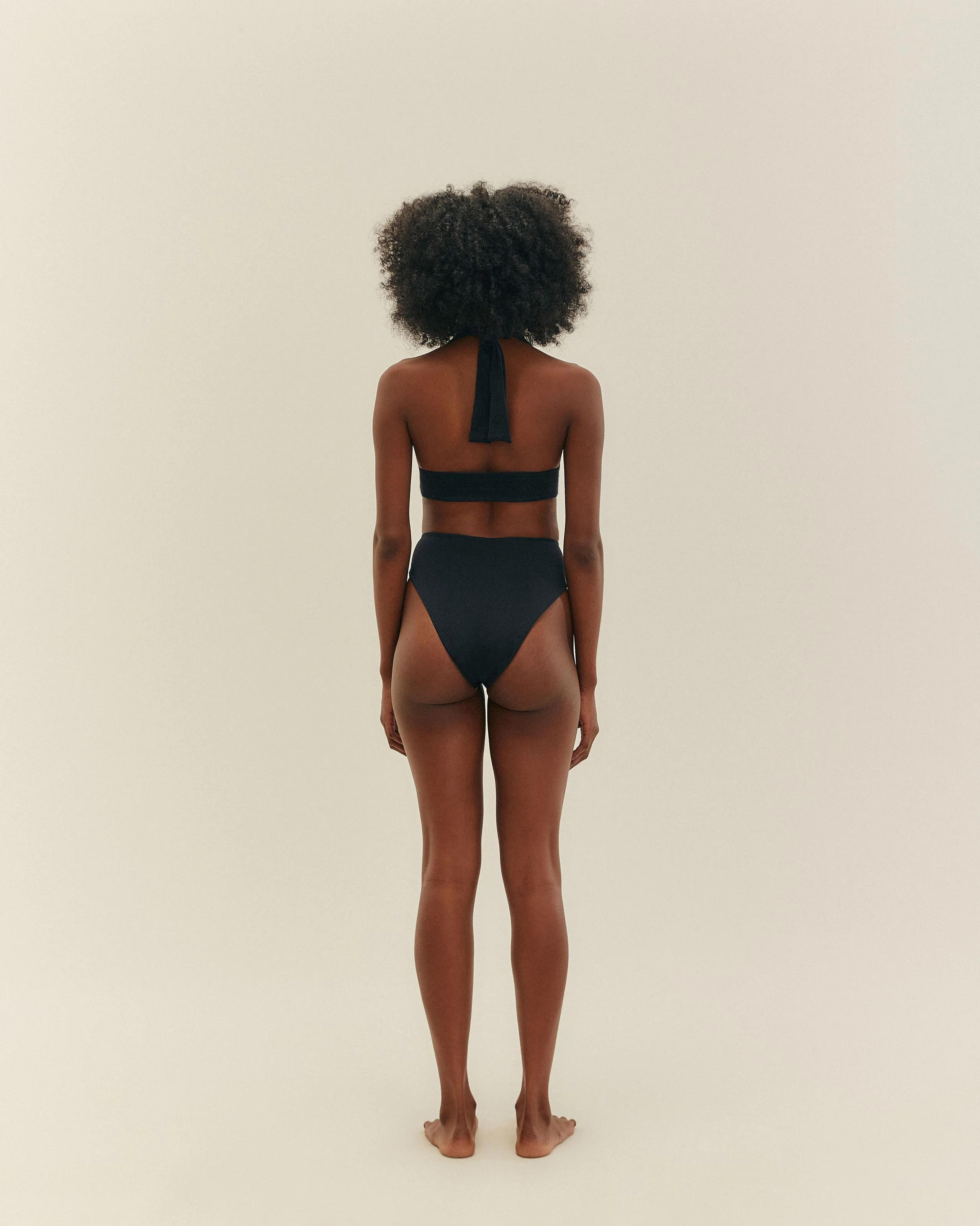 MULTI STRAPS TOP BLACK - Image 4