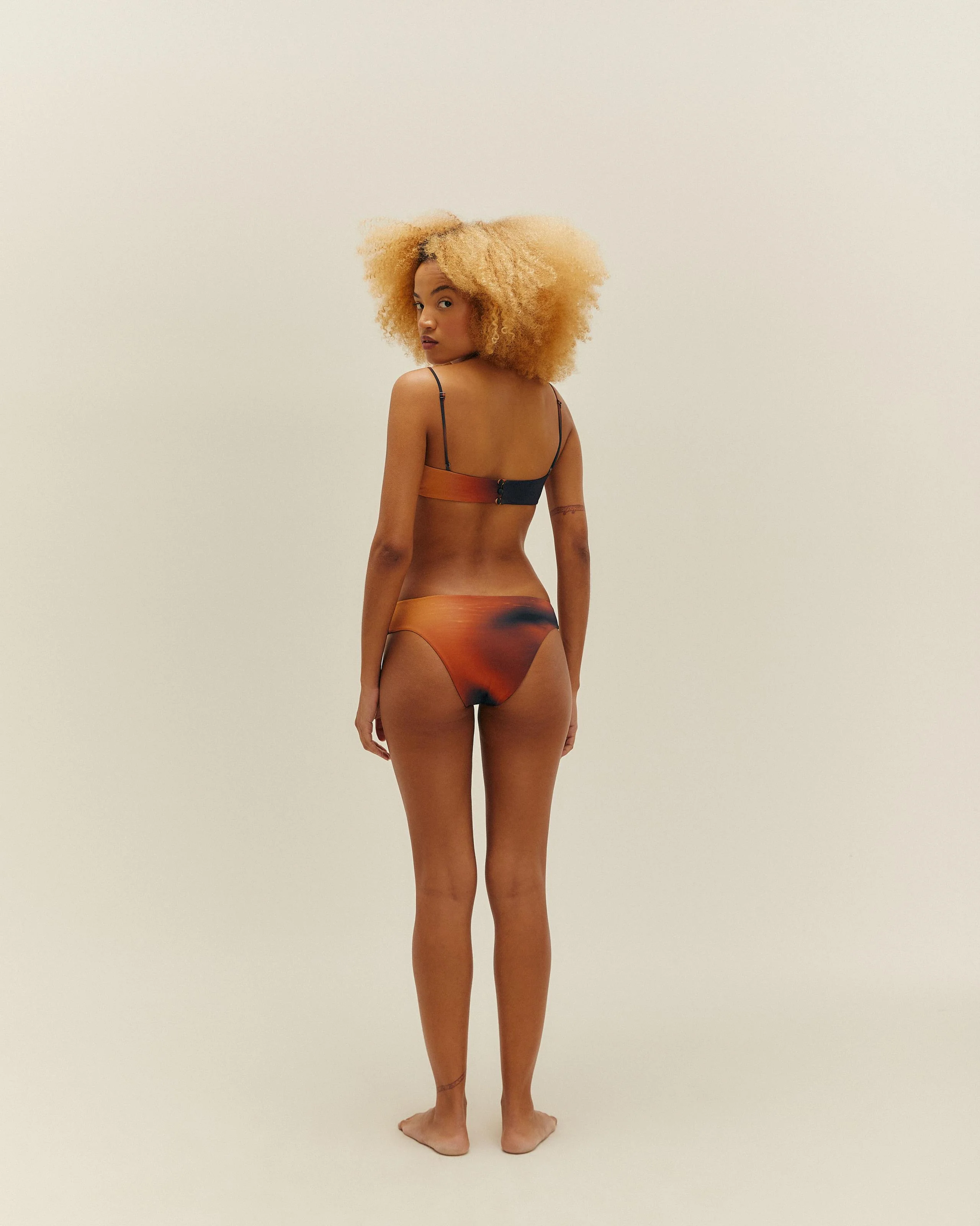 PIPING HOTPANTS FACE PRINT - Image 2