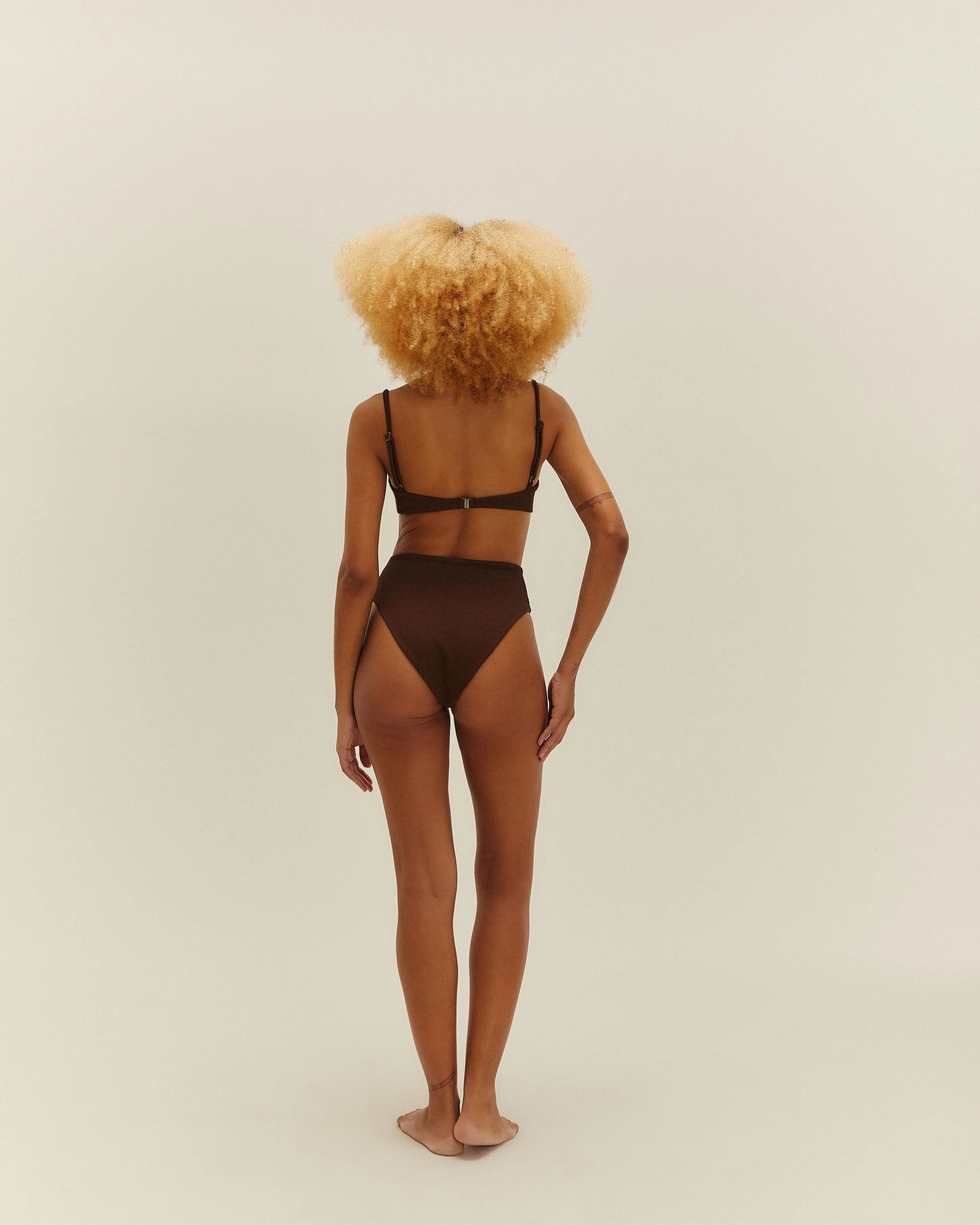RIBBED CLASSIC HOTPANTS BRAUNA BROWN - Image 4