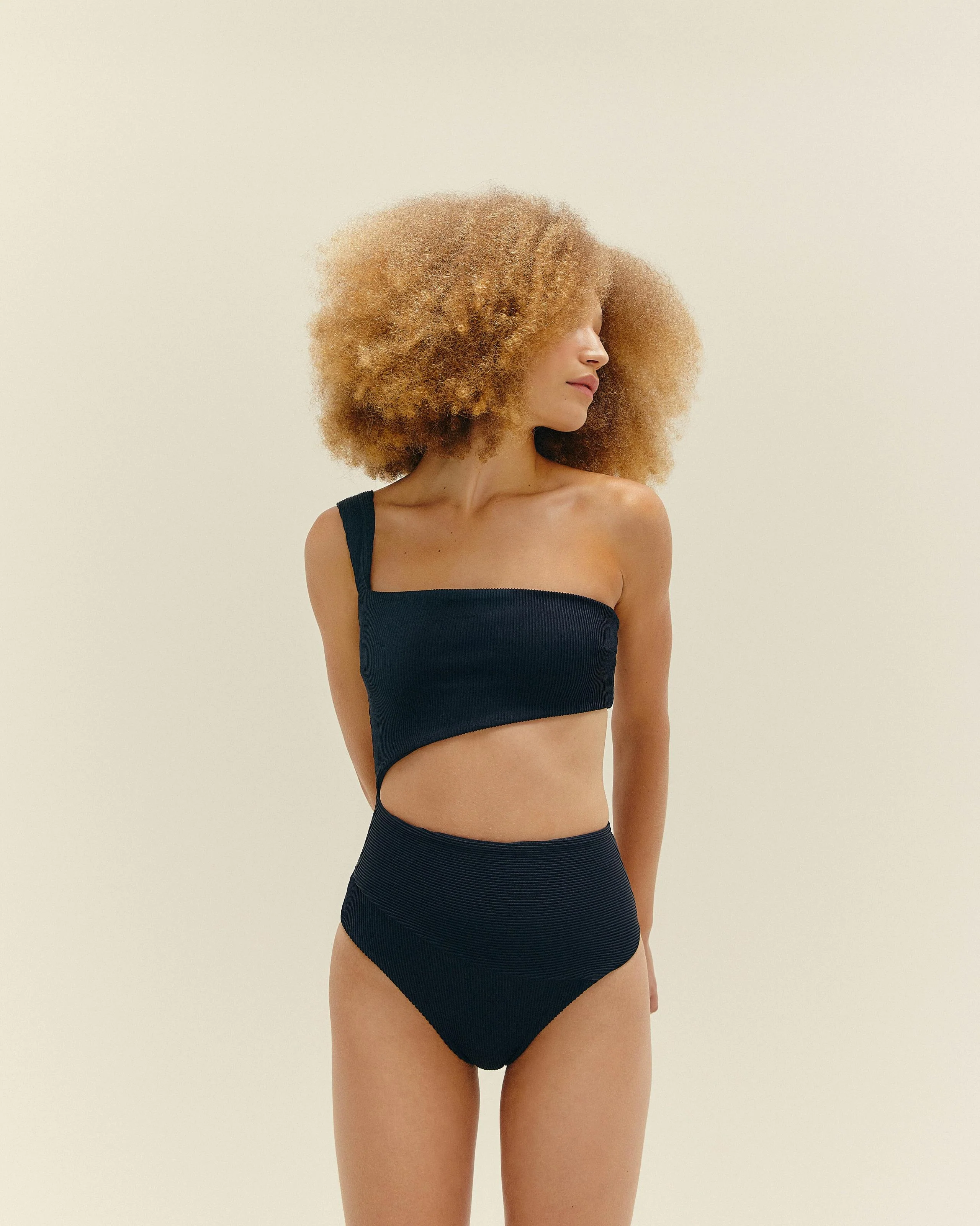 RIBBED IU SWIMSUIT BLACK - Image 2