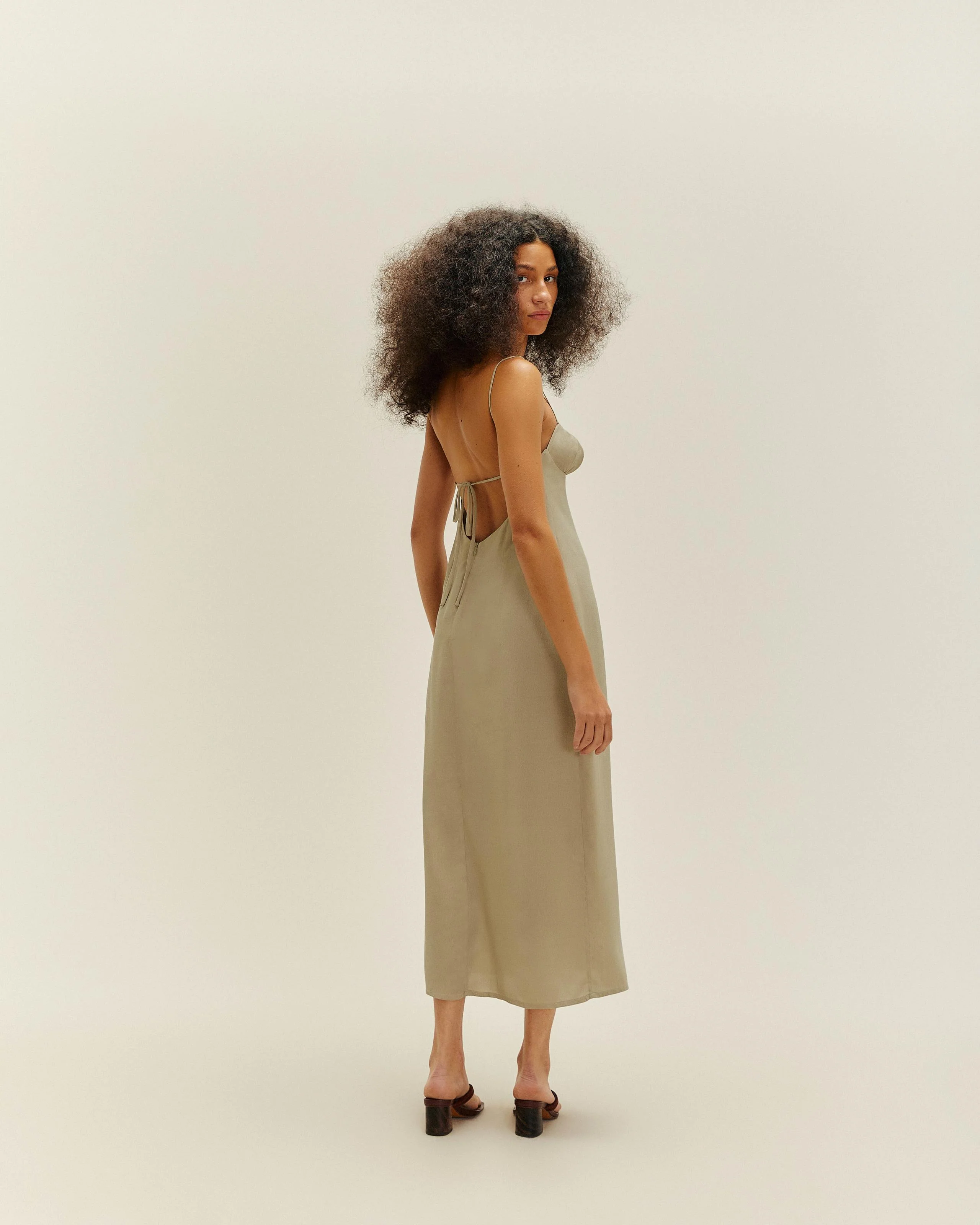 TAISSA VISCOSE DRESS GREEN - Image 2